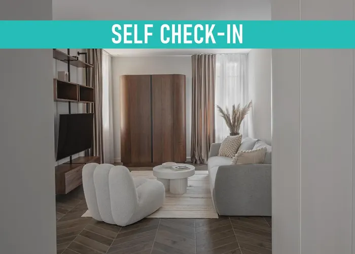 2 Bedroom Apartment Next To Monaco