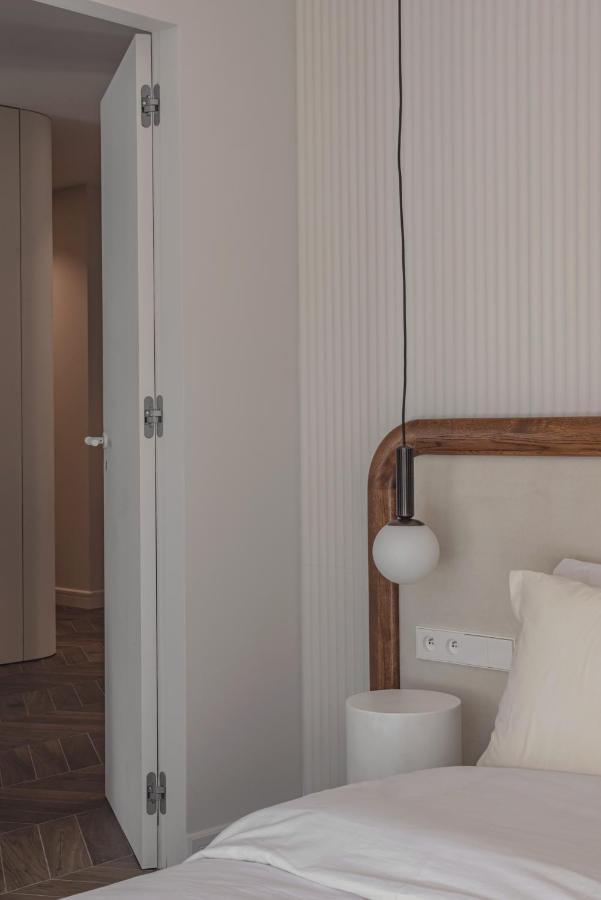 2 Bedroom Next To Monaco *